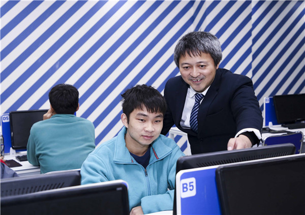 学什么IT<a href=http://njxh.cn target=_blank class=infotextkey>专业</a>好，自学or培训该如何选择？