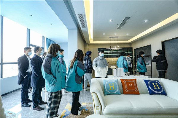 互联网之旅|南京新华赴交换空间参观活动圆满落幕 互联网之旅|南京新华赴交换空间参观活动圆满落幕