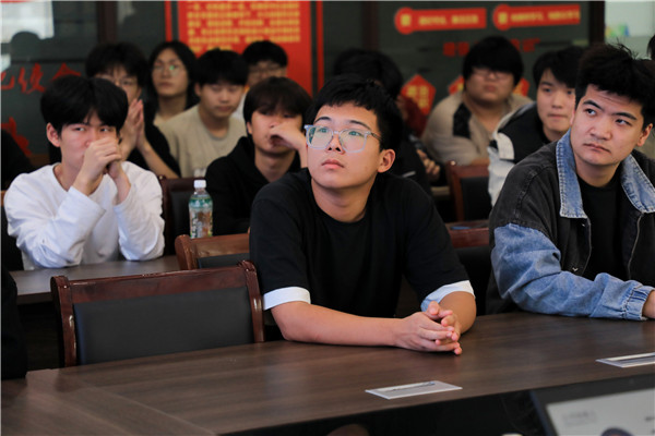 大咖进校园|动漫行业探究及发展趋势分析 大咖进校园|动漫行业探究及发展趋势分析