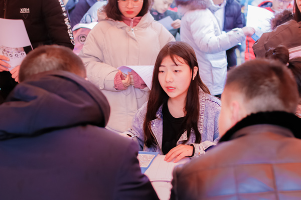 初高中毕业不想读了，学什么技术好就业？